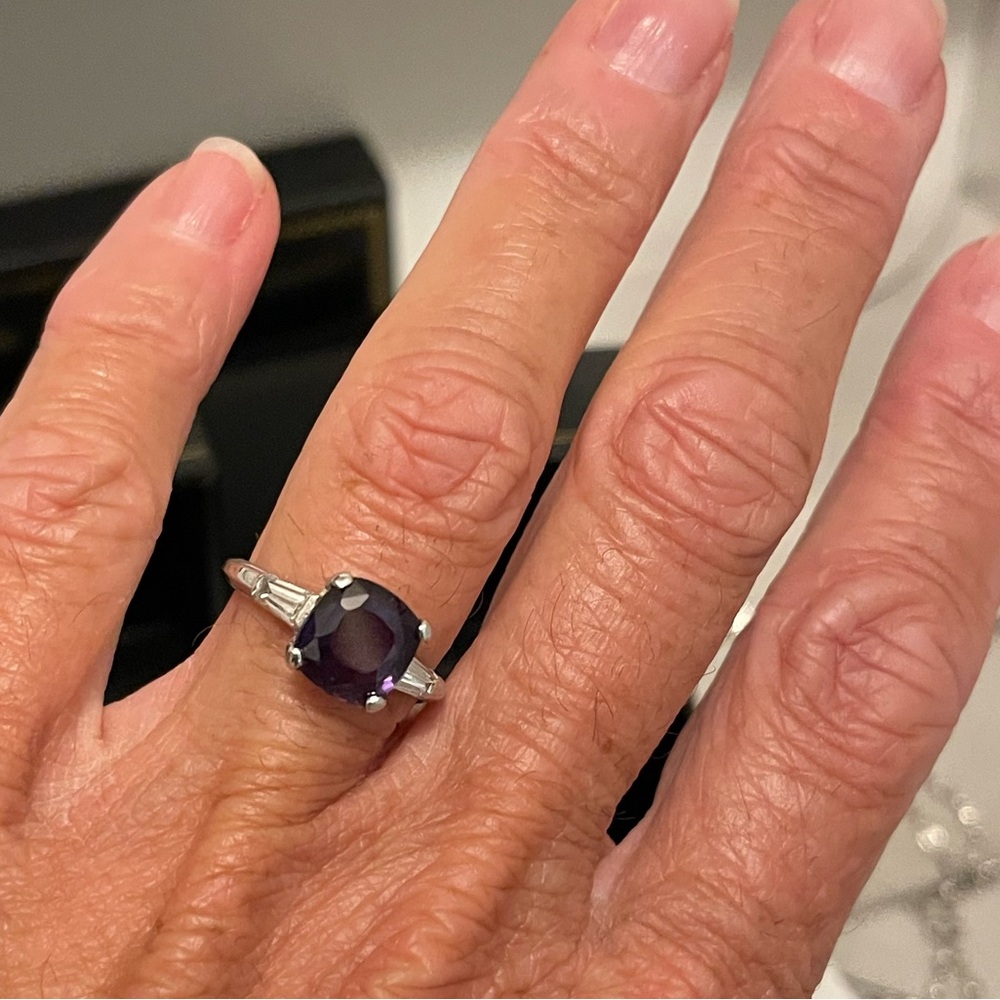 Platinum Cushion Cut Color Change Garnet and Diamond Ring Size 6 EXCELLENT Cond - Picture 5 of 7
